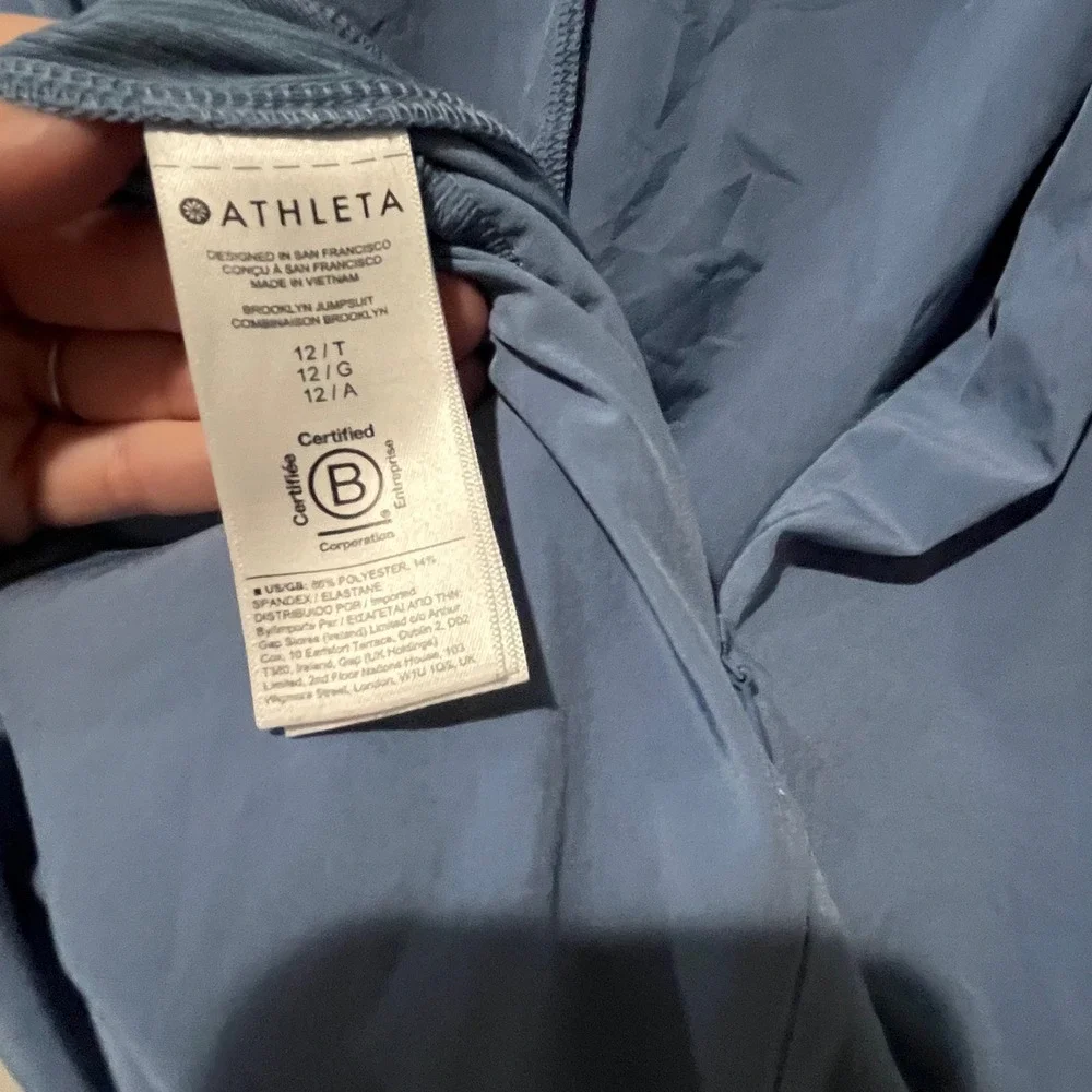 Athleta Brooklyn Jumpsuit Womens 12 Tall‎ Blue Sleeveless V-Neck Athleisure